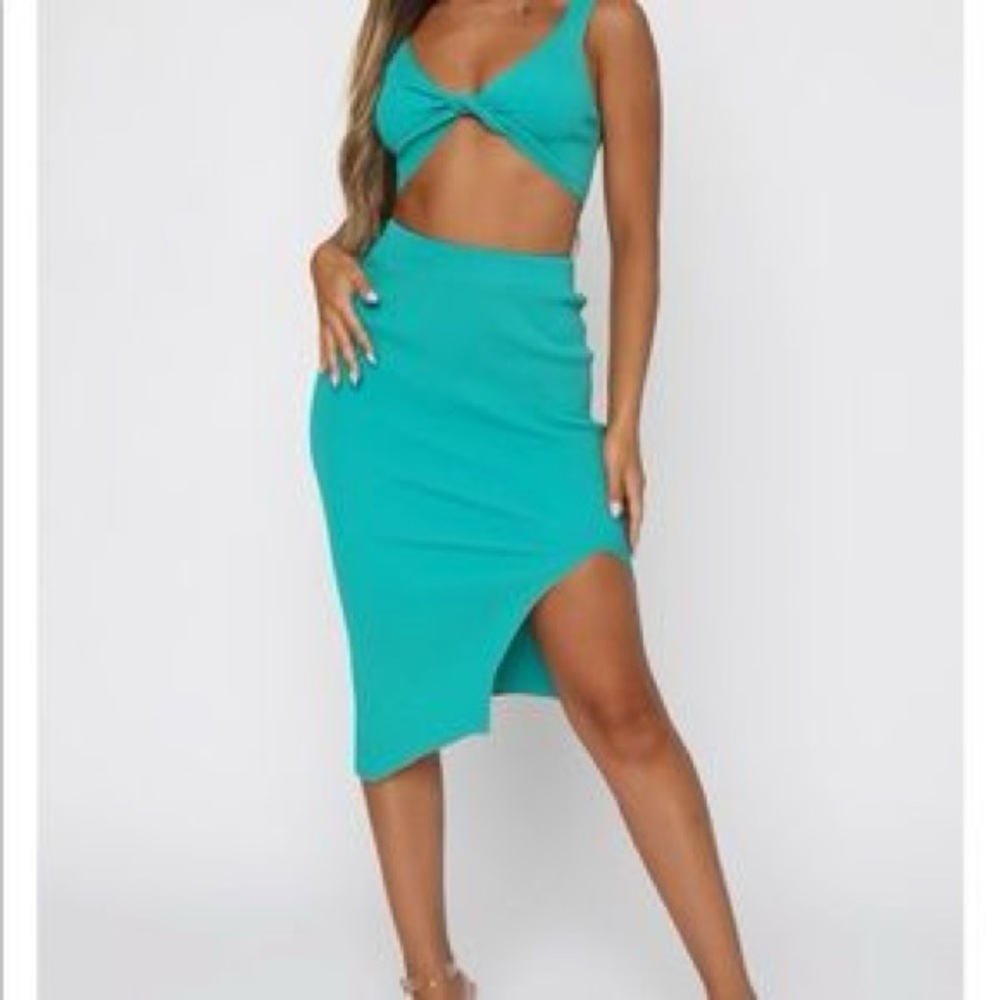 White Fox Teal Turquoise Midi Skirt With Side Slit and Knit Material - Size XS